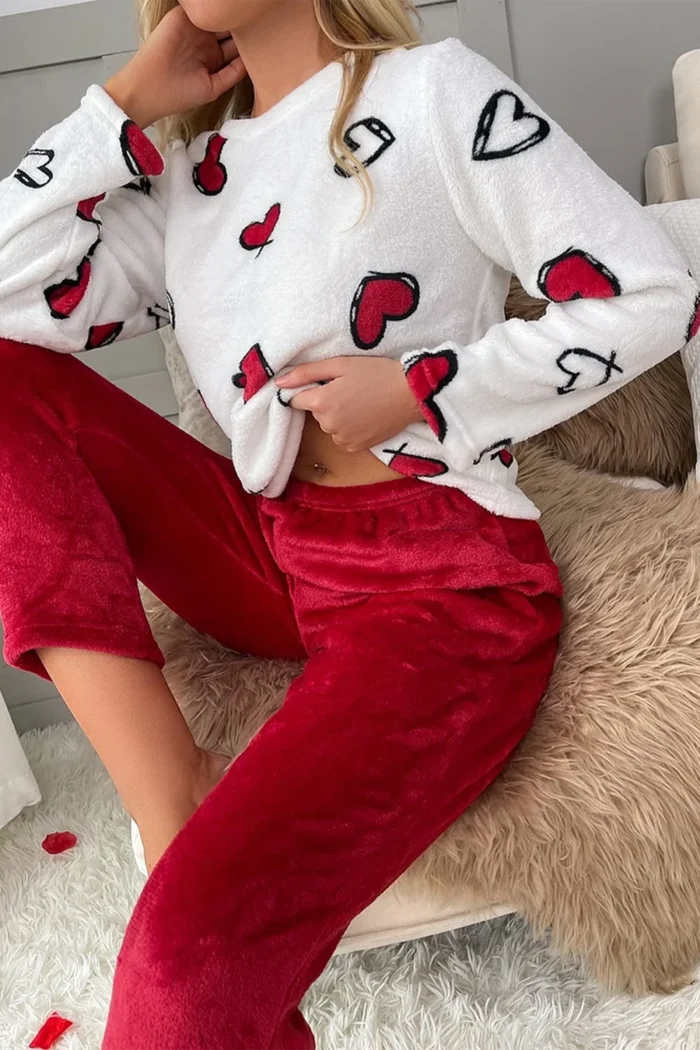 kadin-gecelik-pijama-takimlari