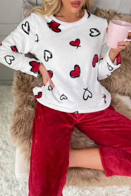 kadin-gecelik-pijama-takimlari
