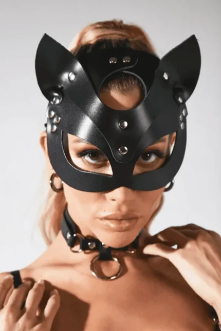 fantezi-maske-deri-kedi-maskesi